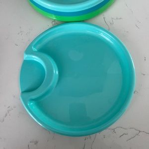 Pampered Chef Picnic Plates